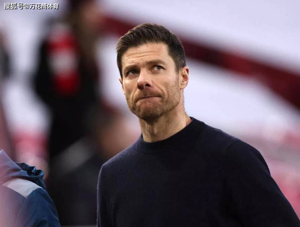 姆巴佩爆发！传射建功+4轮4球，皇马4连胜登顶西甲，甩开巴萨5分